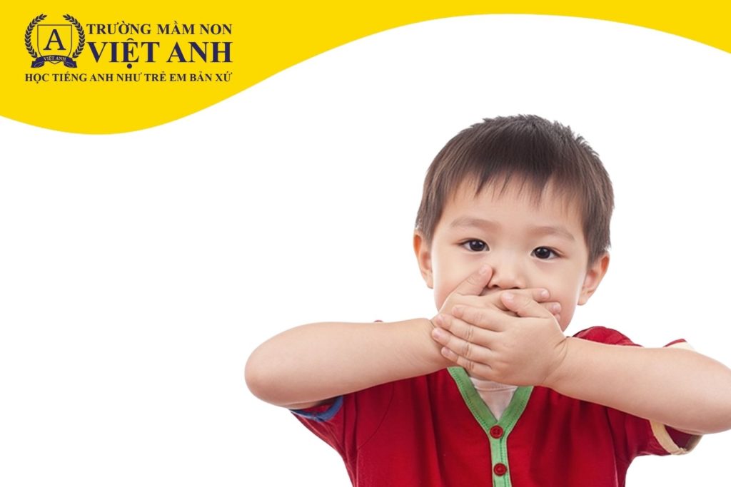 Chậm nói không đơn thuần là “đợi lớn sẽ nói”, mà cần được theo dõi kỹ.